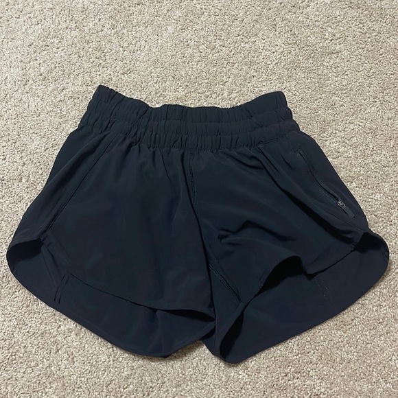 lululemon athletica Pants - Size 4 black Lulu lemon shorts